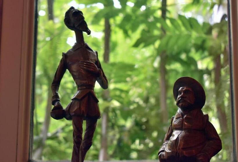 민박 Chateau De Bézyl