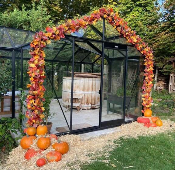 ベッドアンドブレックファースト Le Clos Des Fées