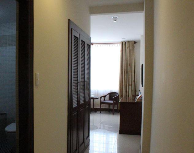 City Hotel 18 Luu Van Lang