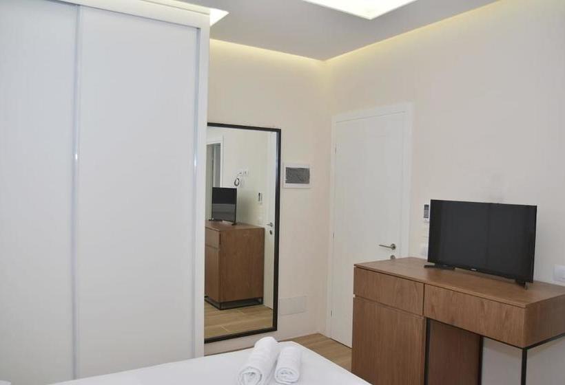 Airen Hotel Velipoje