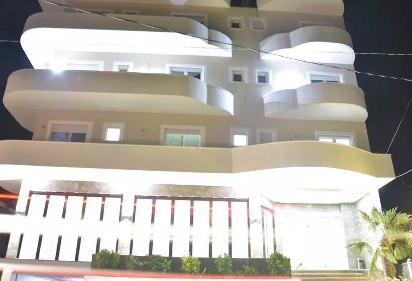 Airen Hotel Velipoje