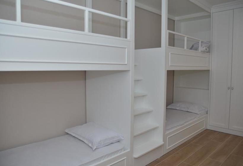 Airen Hotel Velipoje