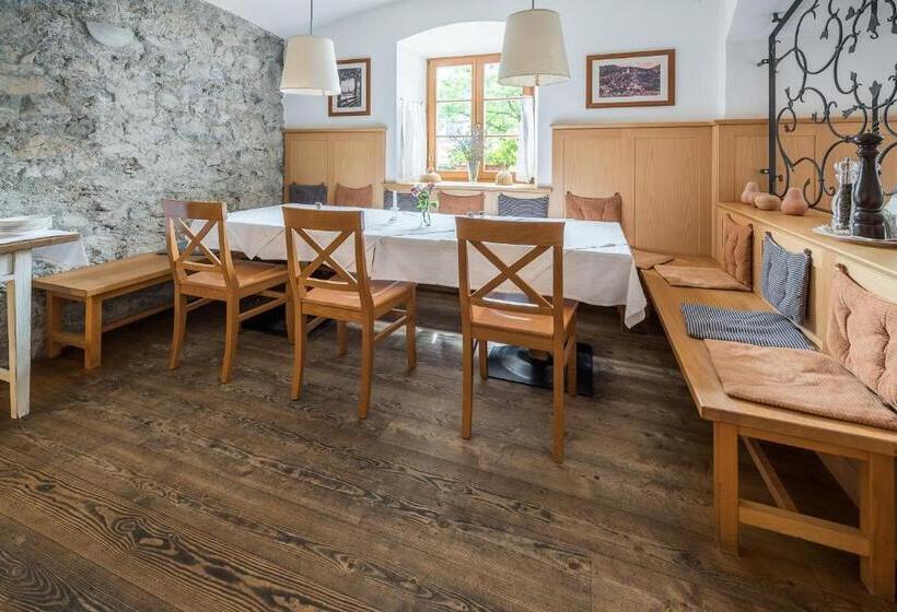 בית מלון כפרי Alte Post