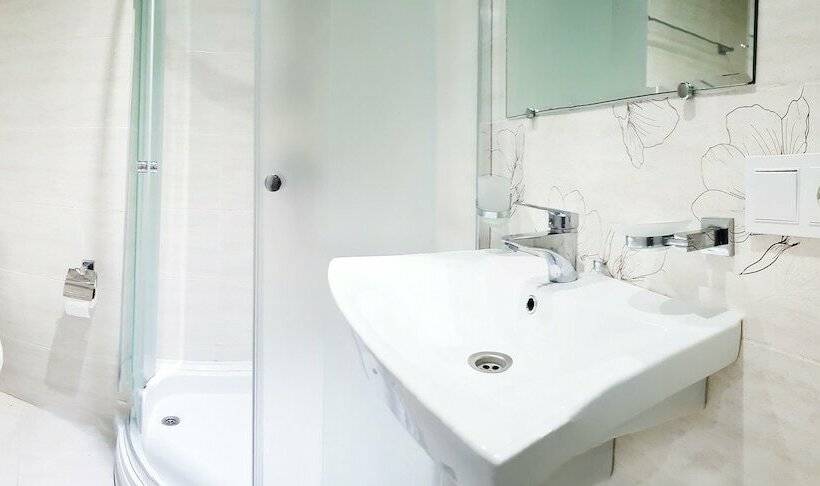 هتل Papa Noel Hostel