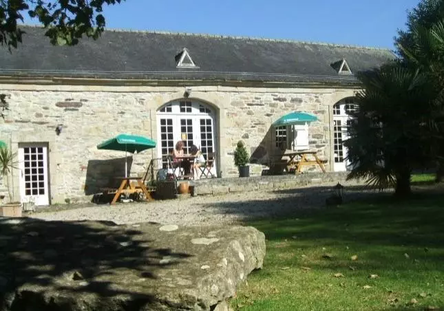 Hotelli Le Relais De Porz Morvan