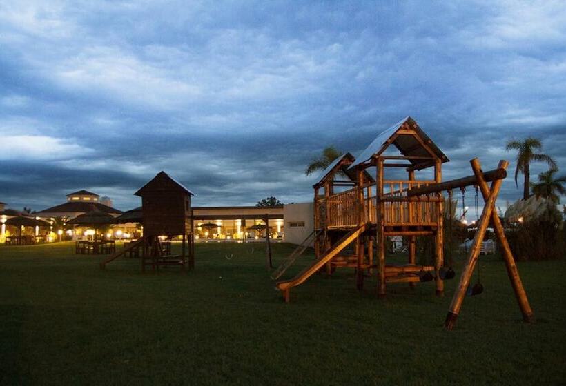 ホテル Melincue Casino & Resort