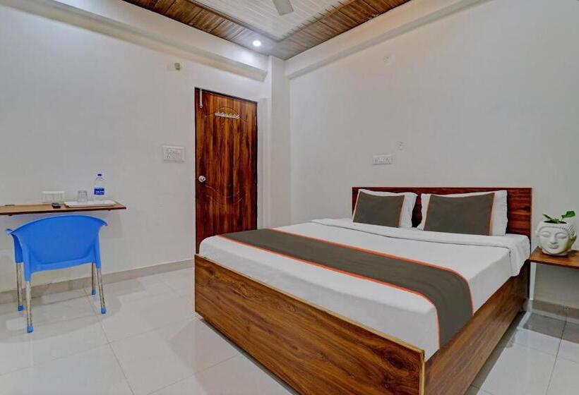 Collection O Hotel The Second Home