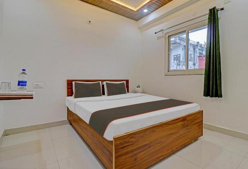 Collection O Hotel The Second Home