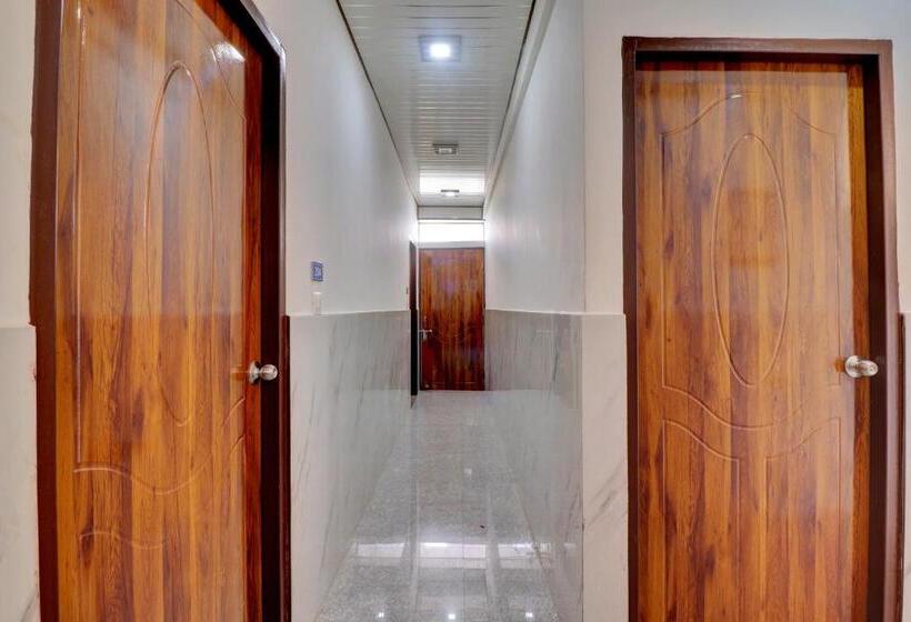 Collection O Hotel The Second Home