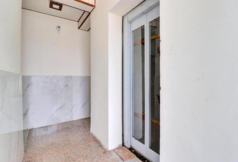 Collection O Hotel The Second Home