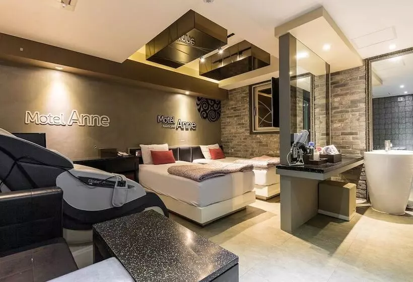 Daegu Dongdaegu Station Hotel Pied