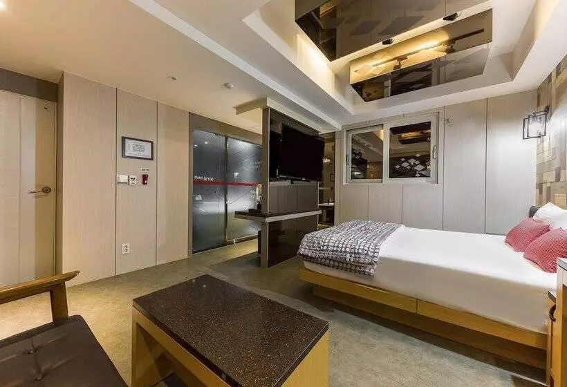 Daegu Dongdaegu Station Hotel Pied