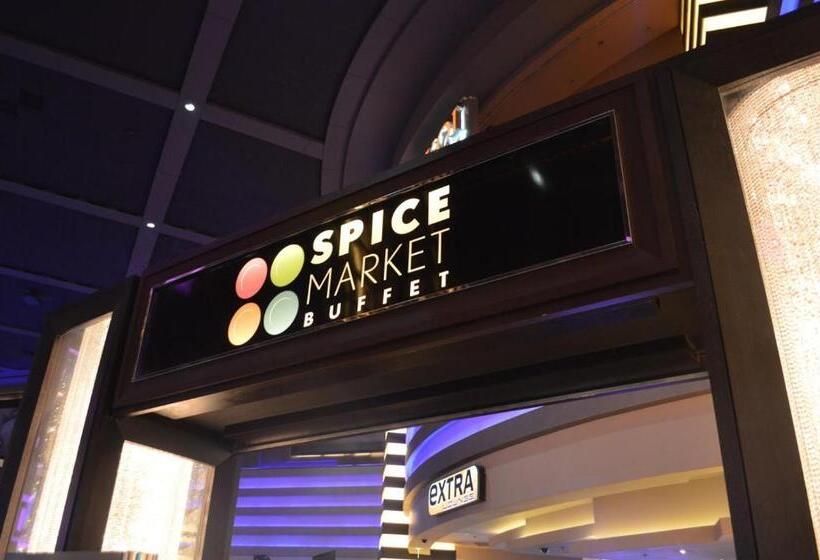 Devine Unit By Planet Hollywood Casino Strip Las Vegas