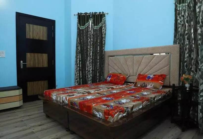 هتل Gill Farm Stay