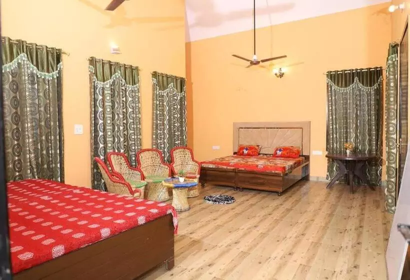 هتل Gill Farm Stay