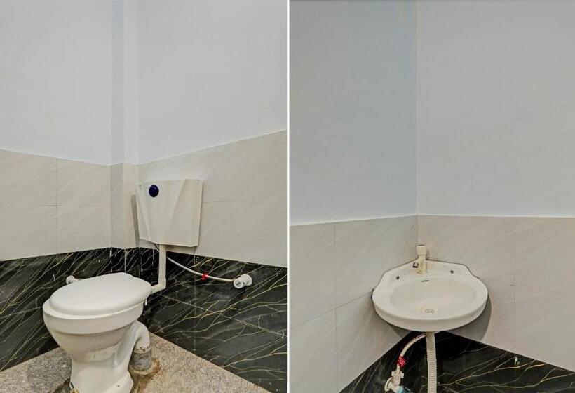 Отель Oyo Flagship Ub Inn & Restaurant