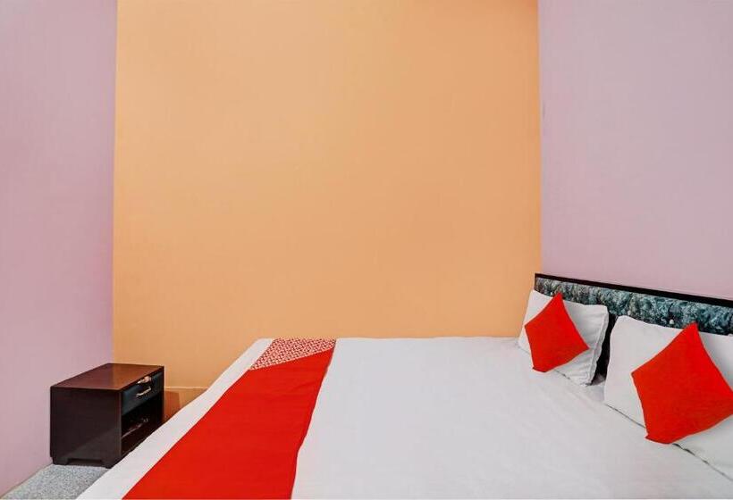 Отель Oyo Flagship Ub Inn & Restaurant