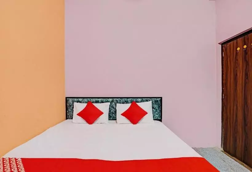 ホテル Oyo Flagship Ub Inn & Restaurant