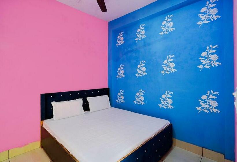 Hôtel Spot On Dev Rana