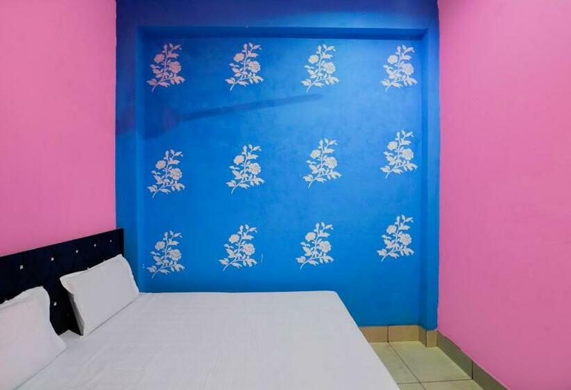 Hôtel Spot On Dev Rana