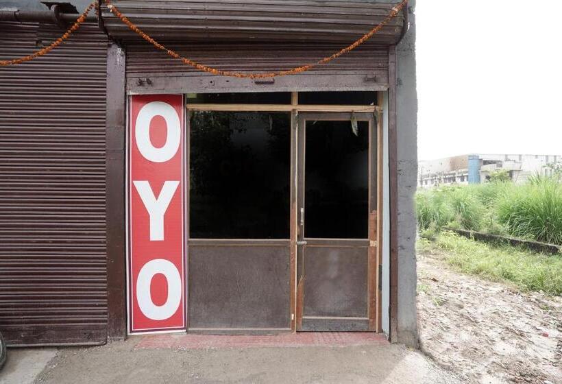 Hôtel Spot On Dev Rana