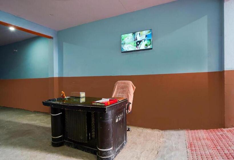 Hôtel Spot On Dev Rana