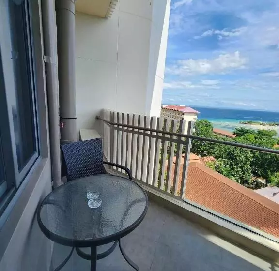 ホテル Tambuli Maribago Residence