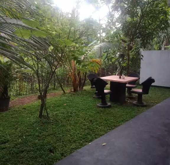 ペンション Kithyana Homestay Weligama