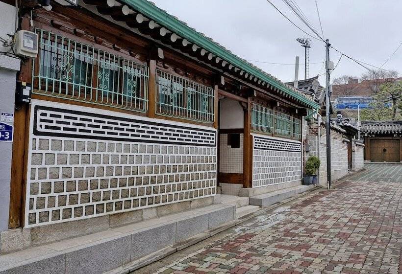 Pensão Leedo Hanok