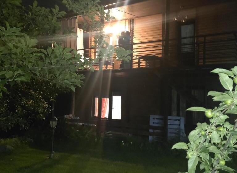 پانسیون Svezhest/свежесть