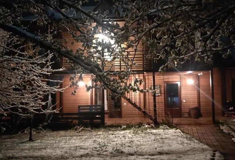 پانسیون Svezhest/свежесть