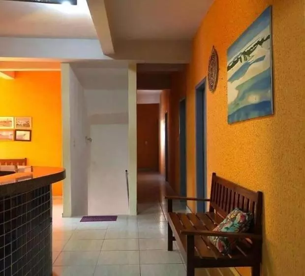 ユースホステル Pousada Santos