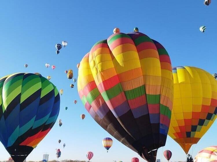 هتل Boutique Divino Sol