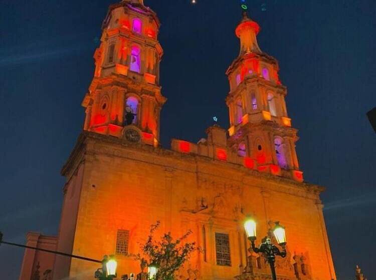 هتل Boutique Divino Sol