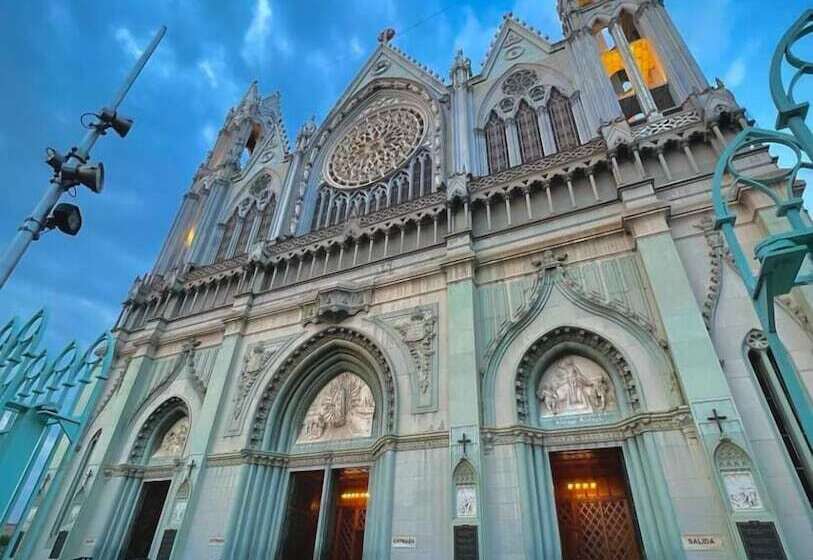 هتل Boutique Divino Sol