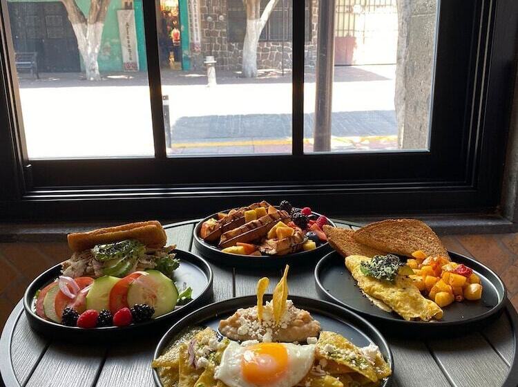 هتل Boutique Divino Sol