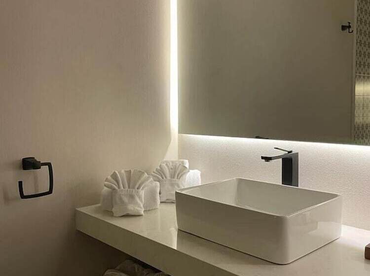 هتل Boutique Divino Sol