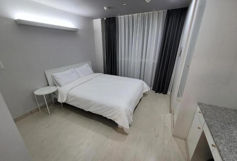 W Residence Hotel Centum City