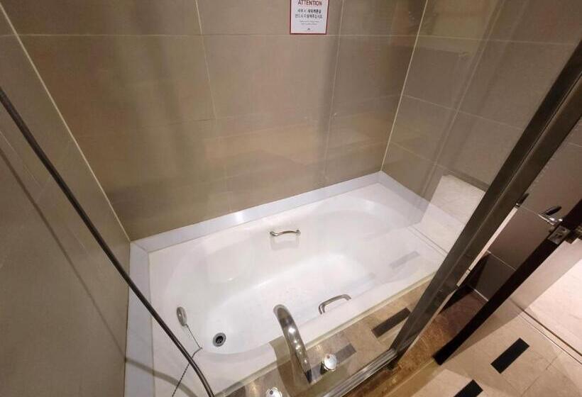 W Residence Hotel Centum City