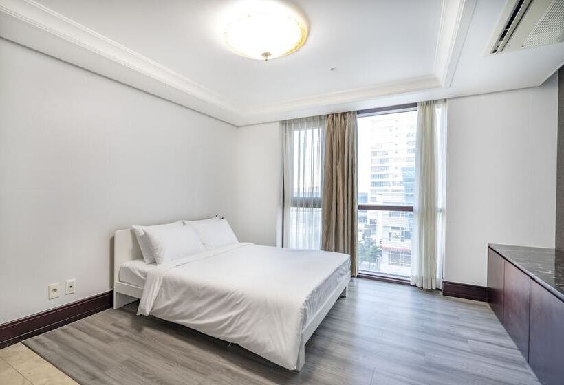 W Residence Hotel Centum City