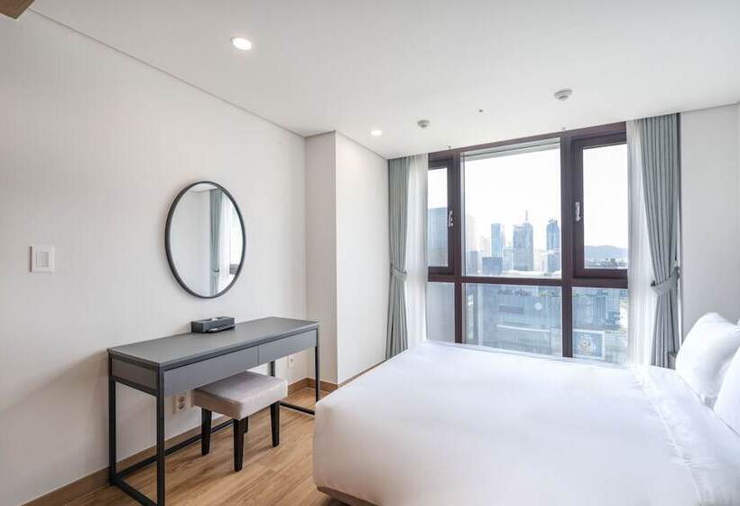 W Residence Hotel Centum City