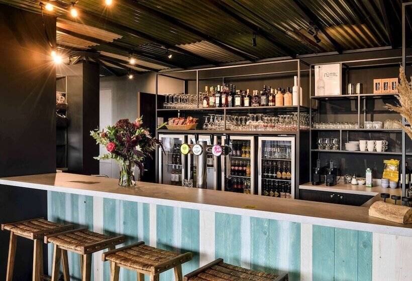 Отель Ibis Styles Bredene