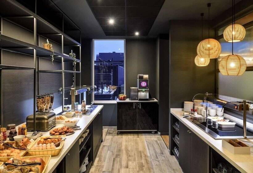 Отель Ibis Styles Bredene