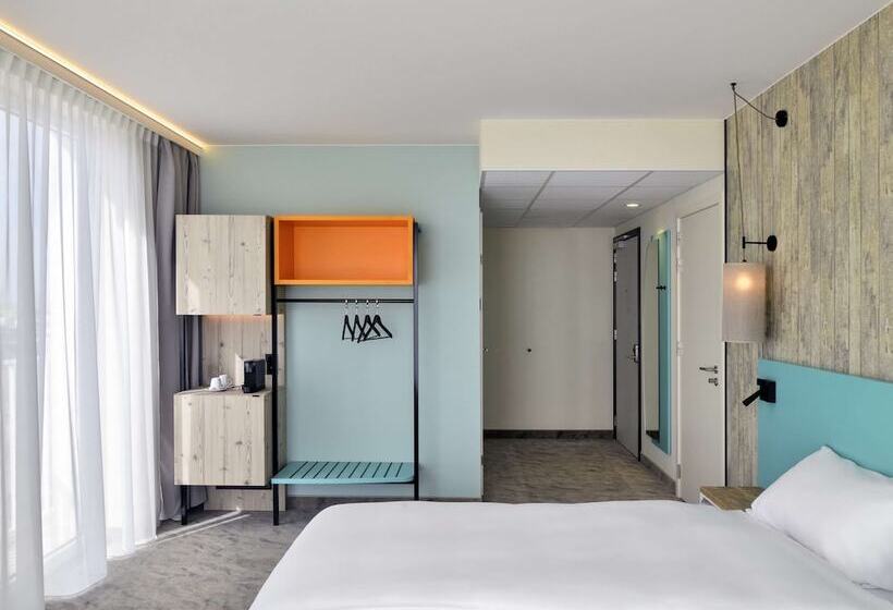 Отель Ibis Styles Bredene