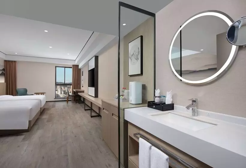 هتل Ramada Encore By Wyndham Kunming Guandu