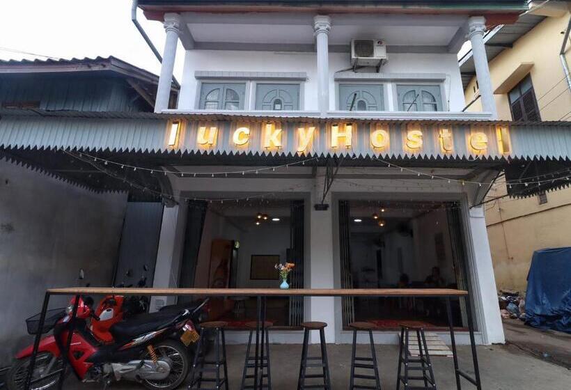 Lucky Hostel