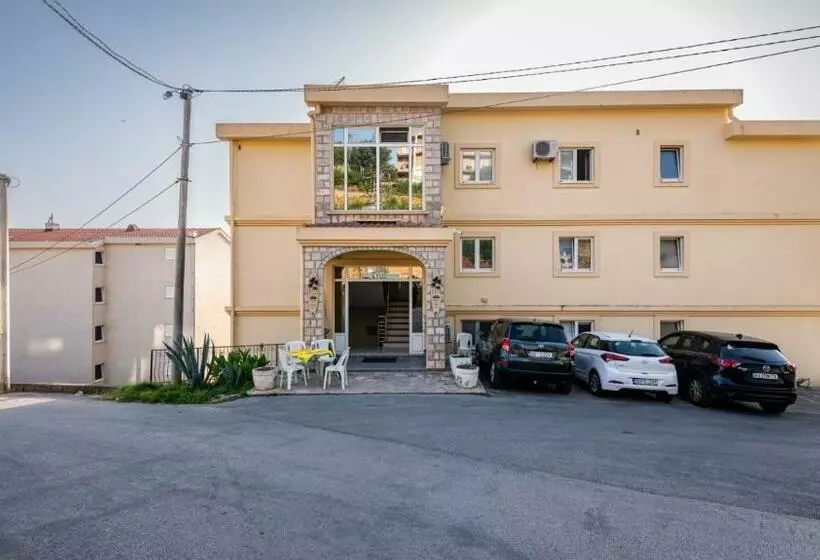 Prijevor Apartments