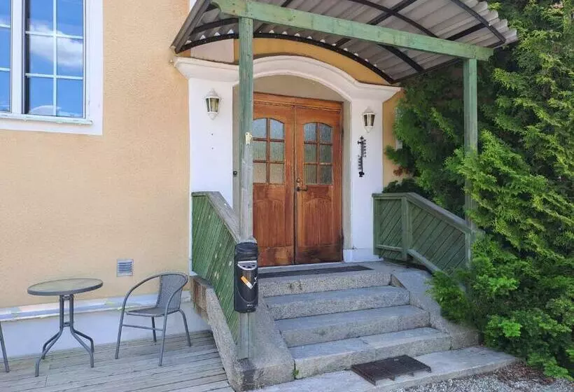 Retkeilymaja Semester Hem 2 Storvik