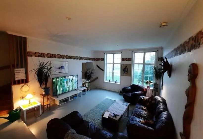 Retkeilymaja Semester Hem 2 Storvik