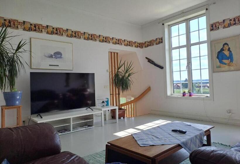 Hostel Semester Hem 2 Storvik